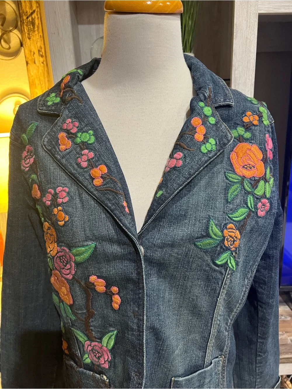 Embroidered Denim Jacket Floral Boho Blue Jean Coat Women’s size 14